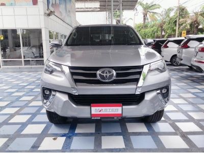 TOYOTA FORTUNER 2.4V 2WD เกียร์AT ปี19